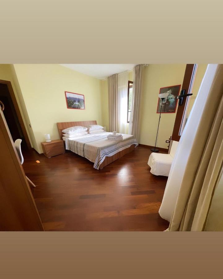 Dino'S B&B Casapulla Dış mekan fotoğraf