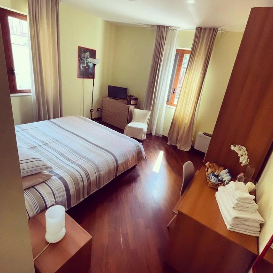 Dino'S B&B Casapulla Dış mekan fotoğraf
