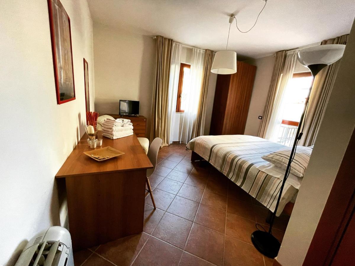 Dino'S B&B Casapulla Dış mekan fotoğraf